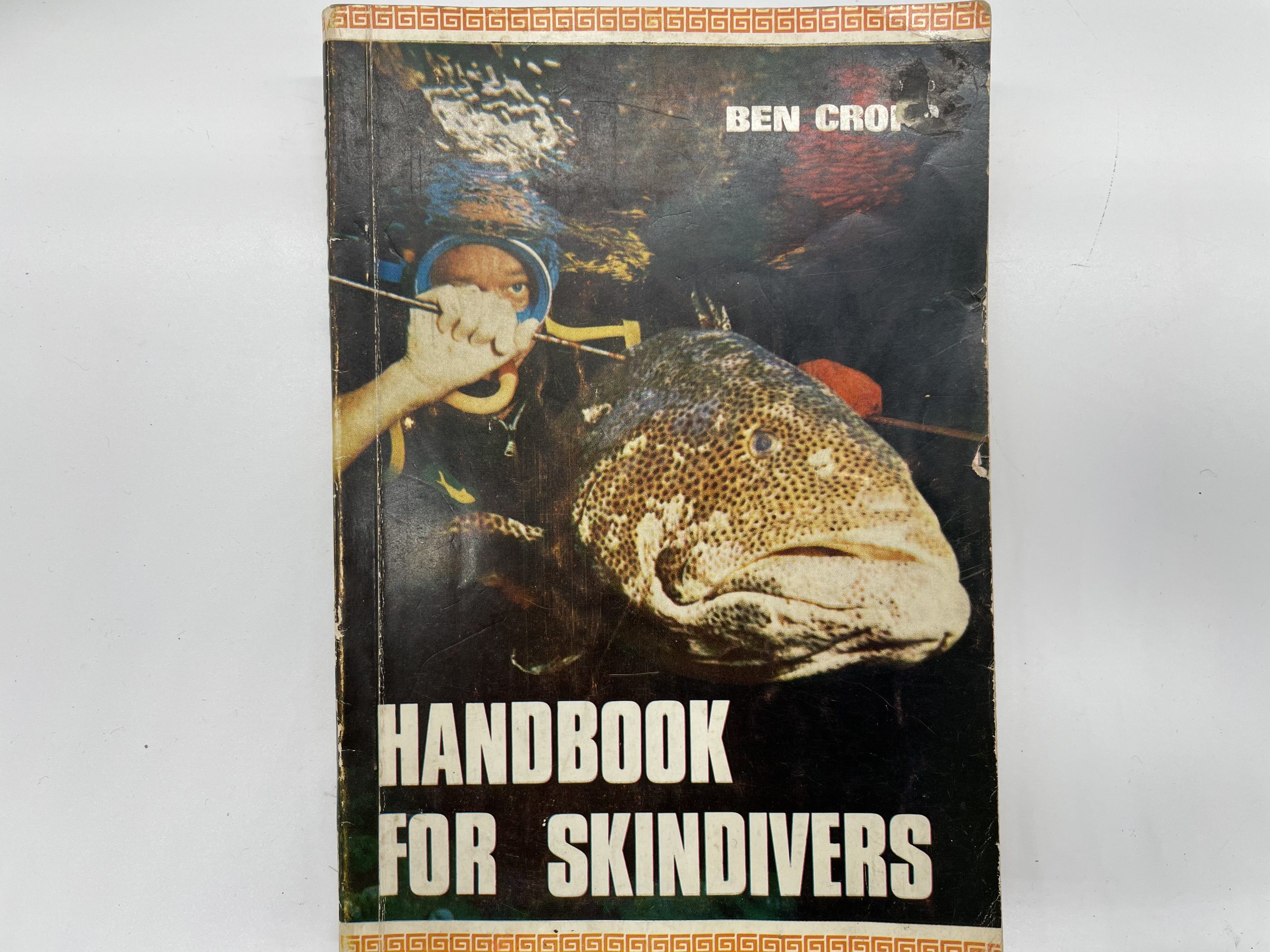 Handbook for scuba divers